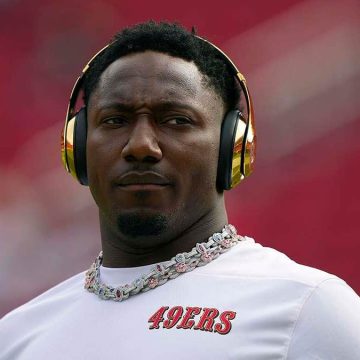San Francisco 49ers Re-Sign Deebo Samuel Amid Training Camp Concerns