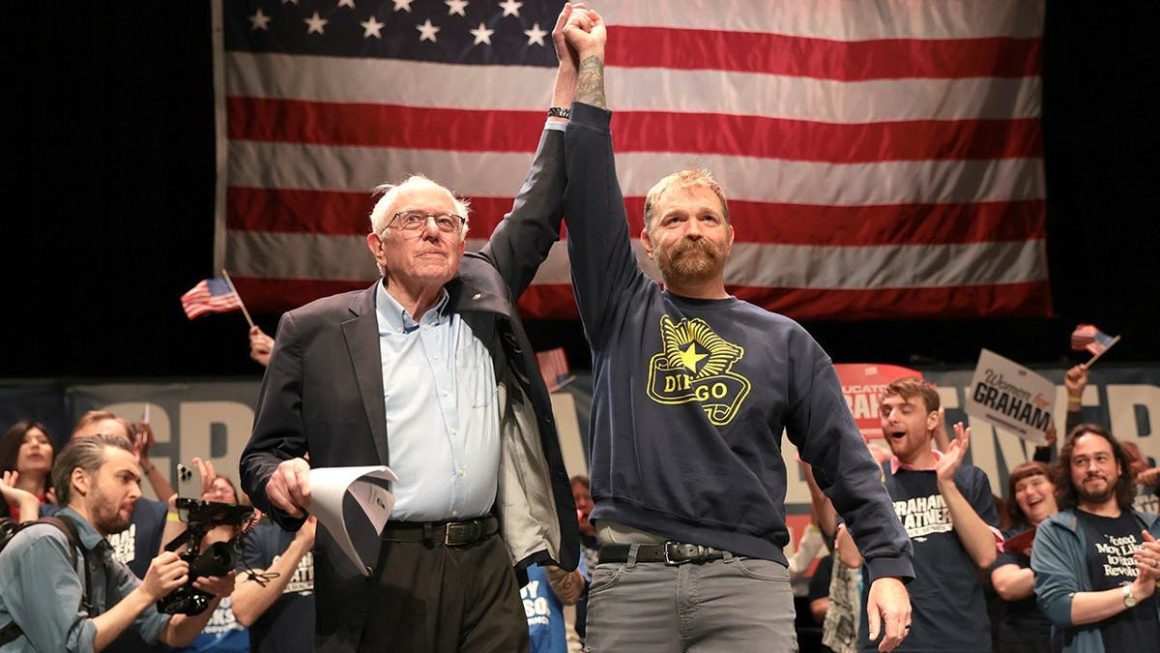 266c4766-43ea-4928-b1c2-083c13ff82c8 James Carville Criticizes Rise of Democratic Socialists and Bernie Sanders