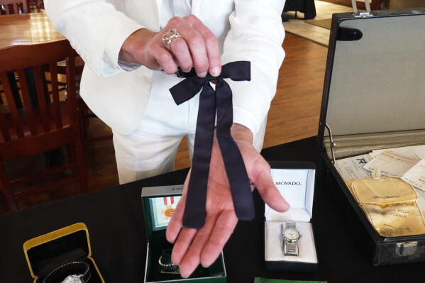 26be6132-6150-4c3d-bff5-bade068c484a Auction Features Personal Items and Property of KFC Founder Colonel Sanders