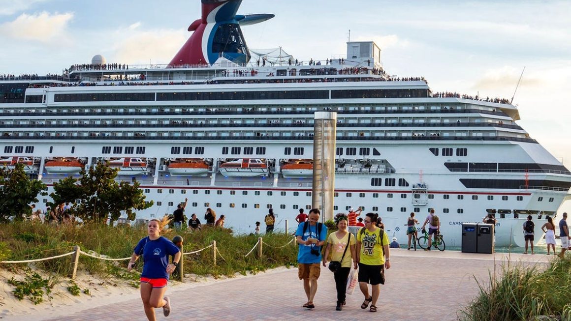 Viral Cruise Video Sparks Hygiene Debate