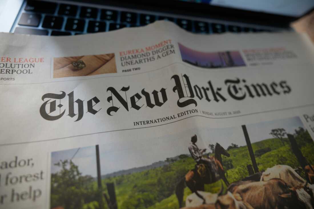 Trump Sues New York Times Justice Department Withdraws Subpoenas Against New York Times Journalists