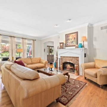 Stunning Six-Bedroom Home in Palos Park with Wraparound Porch