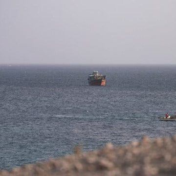 U.S. Naval Blockade Impacts Traffic in Strait of Hormuz