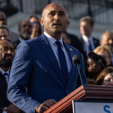 House Democrats Shift Stance on Transgender Athletes in Women’s Sports