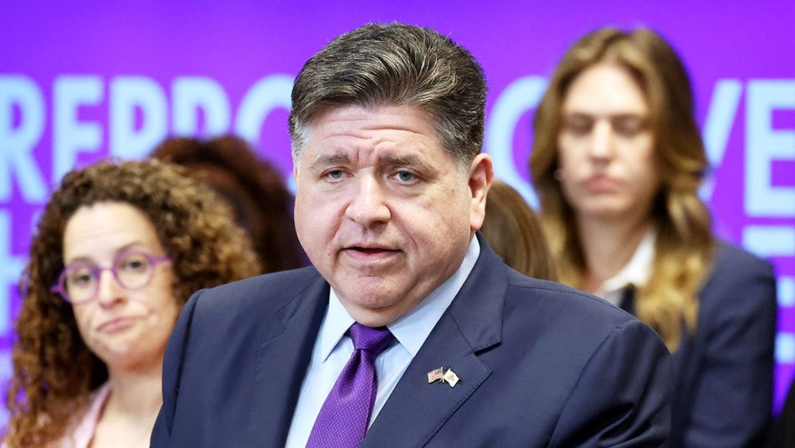 Federal Court Strikes Down Illinois Tuition Benefits for Illegal Immigrants