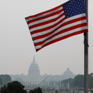 49b138be-fde1-4dba-892f-a6b2d64362ca Persistent Wildfire Smoke Affects Parts of the U.S.
