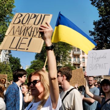 Protests in Ukraine Over Defense Minister’s Dismissal