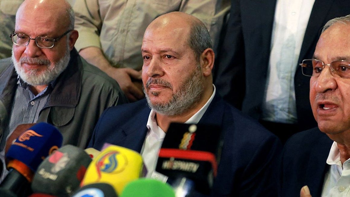 Gazans React to Hamas Leadership Decisions Amid Conflict
