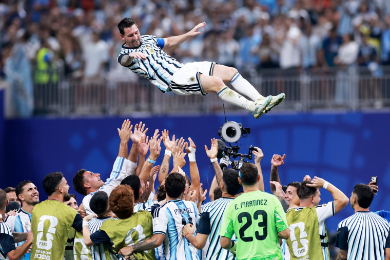 53149490-6b72-47a8-9b40-c95779571456 FIFA Defends Refereeing Integrity Amid Criticism in Argentina vs. Egypt Match