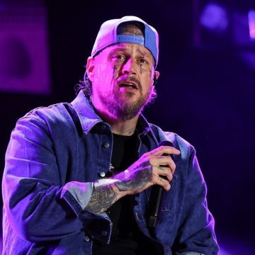 Jelly Roll Opens Up About Stress Eating Amid Divorce Proceedings