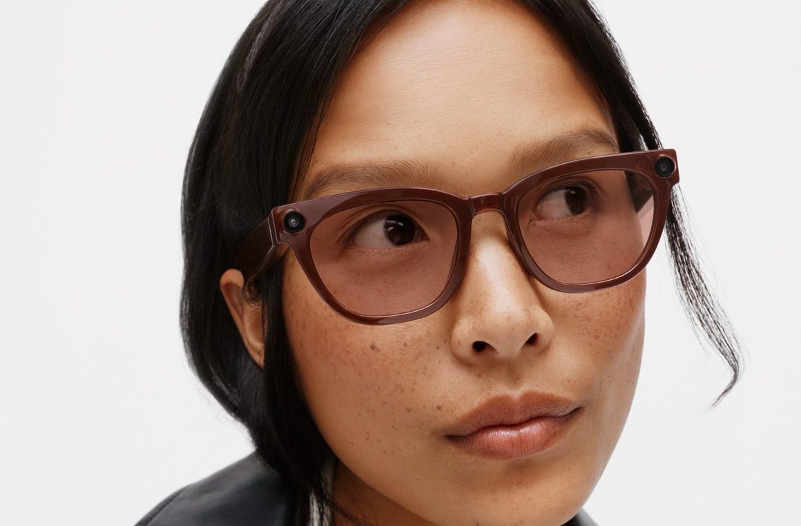 Samsung Unveils AI Glasses at Galaxy Unpacked