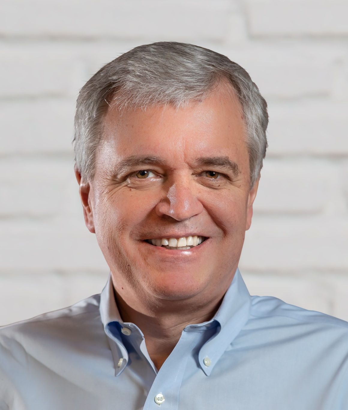 David Deno Steps in as Cracker Barrel CEO Amidst Leadership Change and Rebranding Controversy