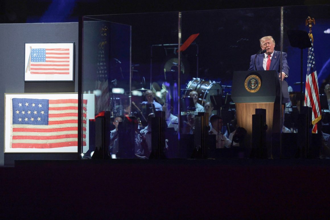 606bcbc0-fe02-4b66-831f-ce9440a80e87 Trump Delivers Political Address at 250th Independence Anniversary