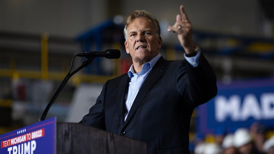 Jewish Democrats in Michigan Consider Backing Republican Candidate