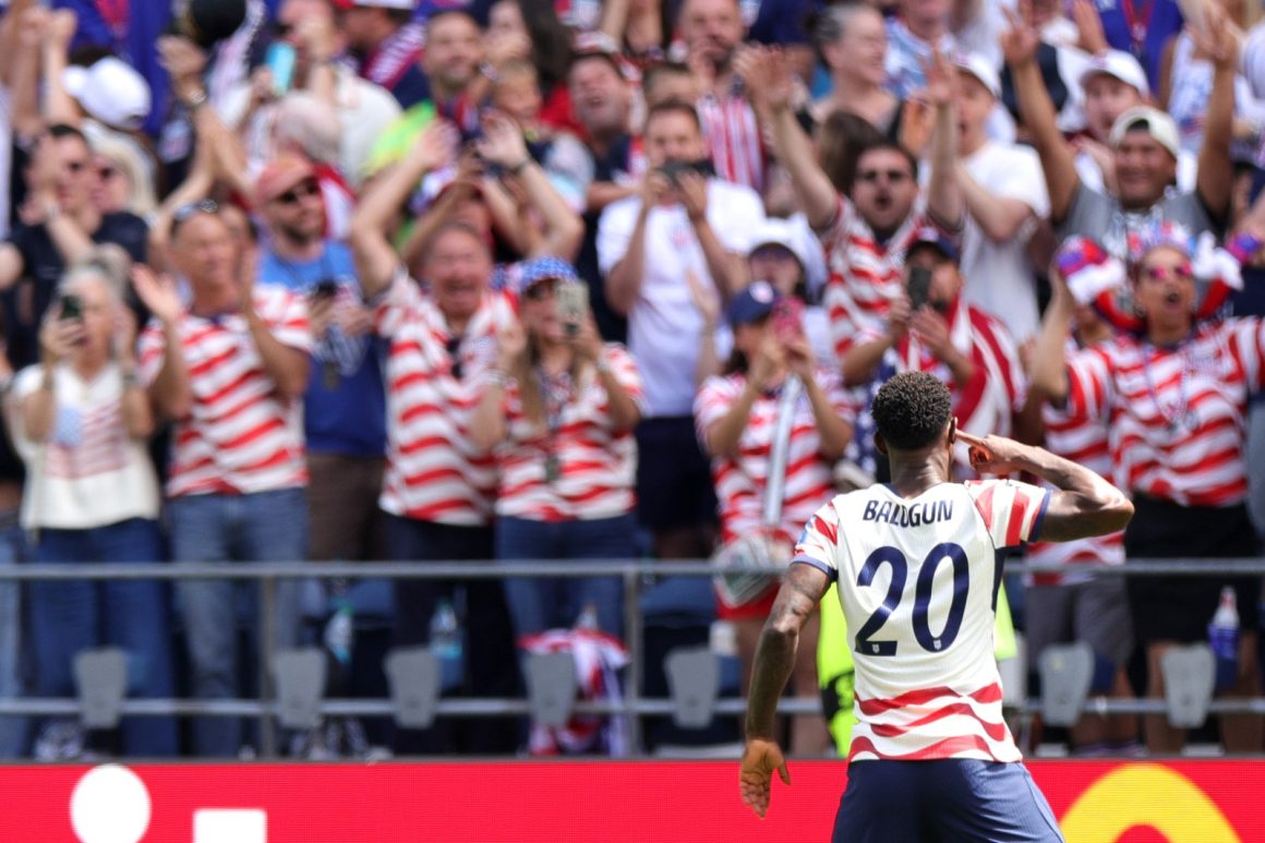 6c6c2f9f-0283-464d-91af-280c8772c933 FIFA Clears Folarin Balogun, USA Odds Improve in World Cup