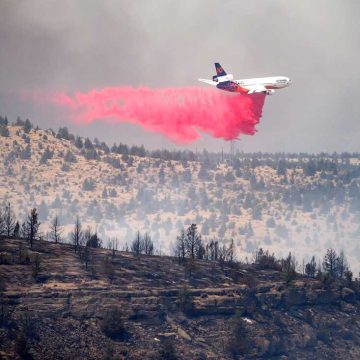 Oregon Wildfires Prompt Evacuations and Air Quality Concerns