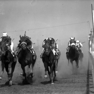 Uncertain Future for Hawthorne Race Course Amid Bankruptcy and Sale