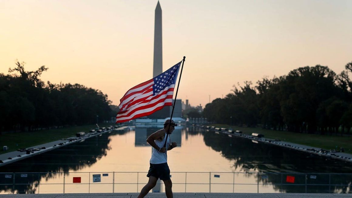 77dd8fbe-47f1-4ea1-abc2-1cfc6b308a11 Interior Secretary Discusses Lincoln Memorial Reflecting Pool Damage