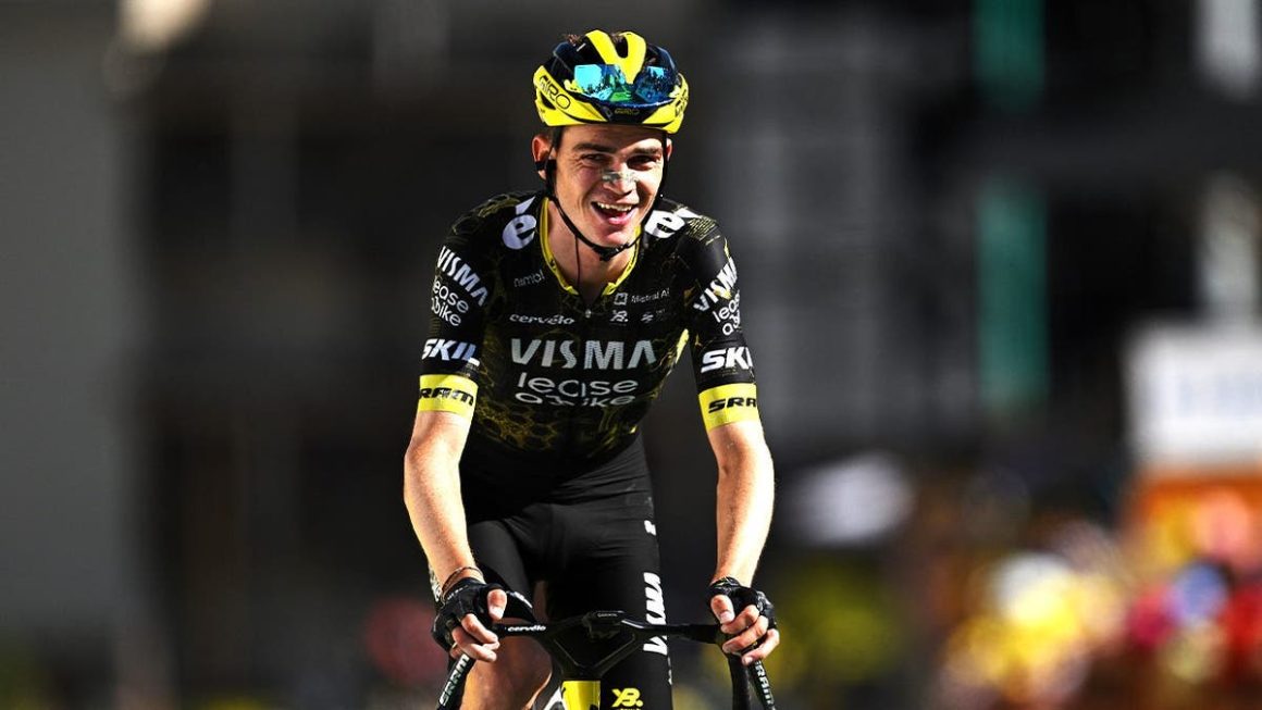 Sepp Kuss Narrowly Avoids Disaster in Tour de France Stage 20