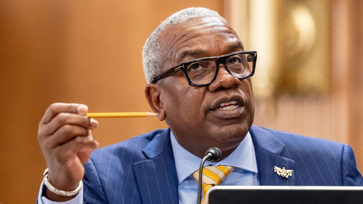 Governor Challenges HUD Over Suspension of Disaster-Recovery Funds