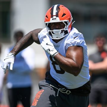 Biggest Snubs from ESPN’s NFL Top-10 Positional Rankings This Summer