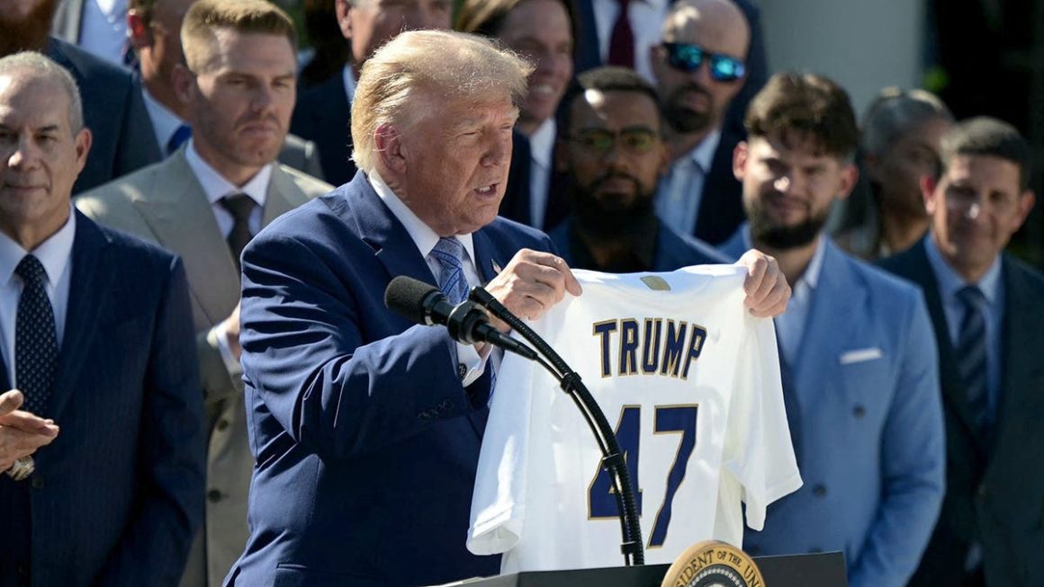 Trump Praises Shohei Ohtani in Dodgers White House Visit
