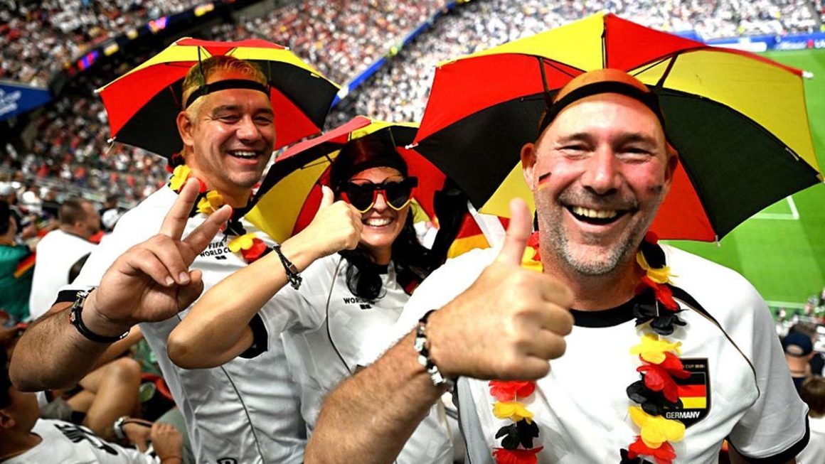 9106ce8c-e0d4-469a-aafd-46685811194a World Cup Visitors Find Warm Welcome in America