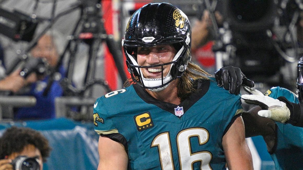 Liam Coen Discusses Trevor Lawrence’s Progress, Jaguars’ Culture, and Season Outlook
