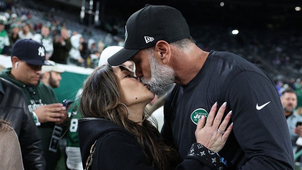 Cristina Ulbrich, Wife of Falcons Coach, Passes Away