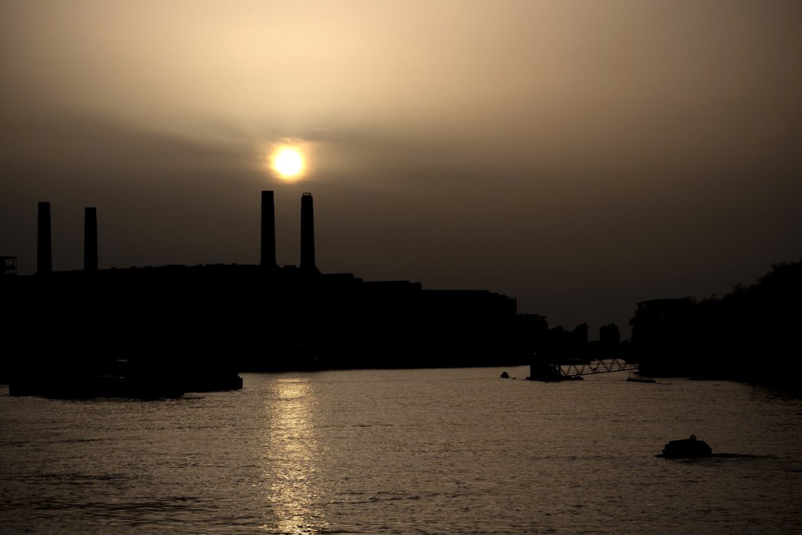 Saharan Dust Plume Approaches Southeastern U.S.