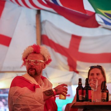 a55c4143-3858-41e3-b09b-9758c0e70733 England vs. Mexico World Cup Clash: A Test for Fans and Employers