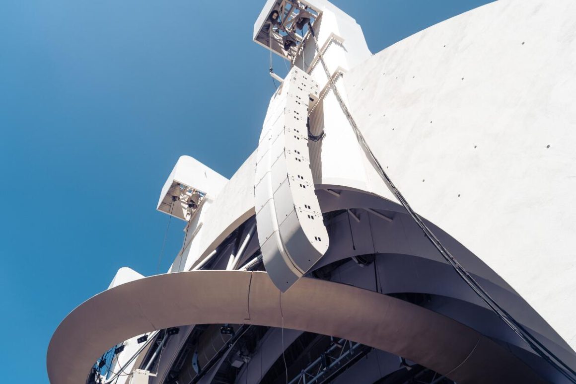 Hollywood Bowl Upgrades Sound Technology
