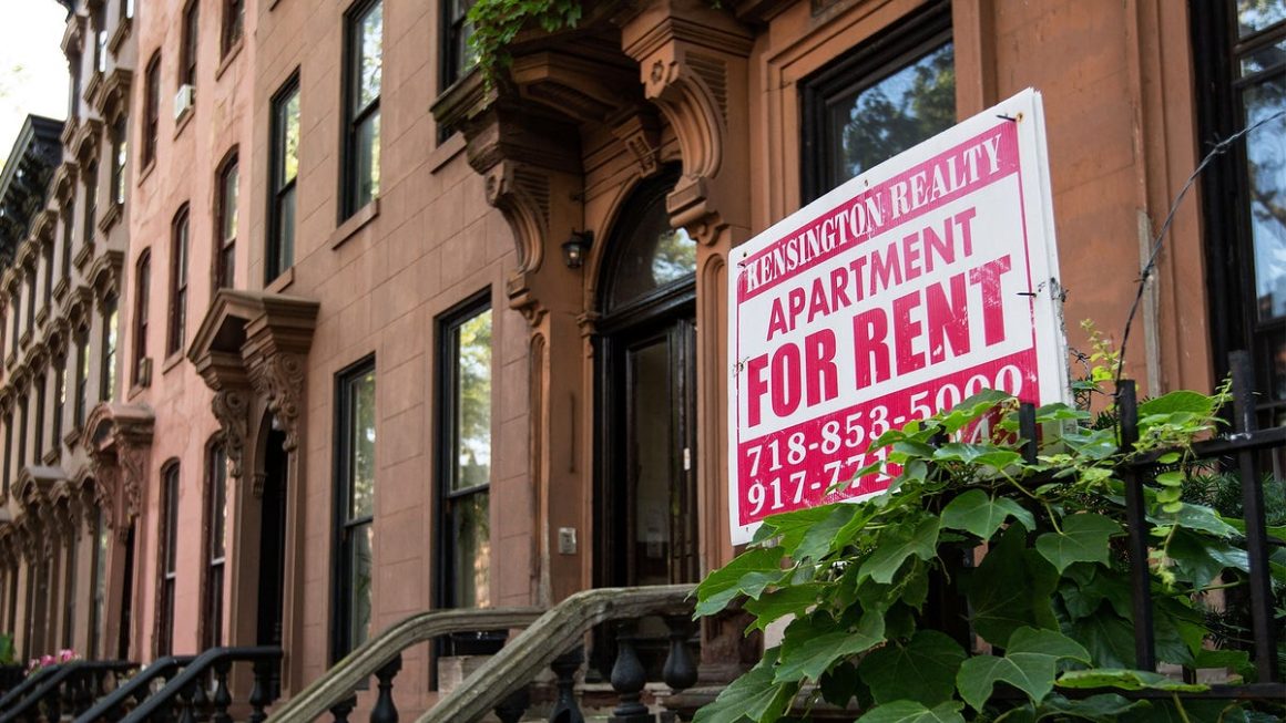 bbb367c4-f27b-4dde-b999-0d75461d1cd9 New York Property Owner Warns of Rent Freezes Impact