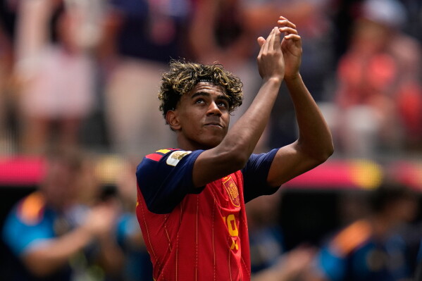 bc5439d6-d869-41f9-983c-3f9211d4fe7b France and Spain Face Off in World Cup Semifinal Clash