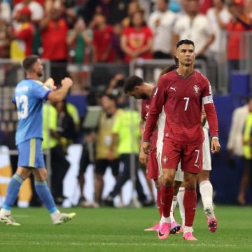 Farewell to World Cup Legends: Ronaldo, Neymar, Ochoa, and Neuer Take Their Final Bows