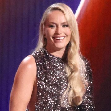 c0c32f07-76b2-439b-acad-e215063fc66f Lindsey Vonn’s Courageous Olympic Effort Marked by Injury