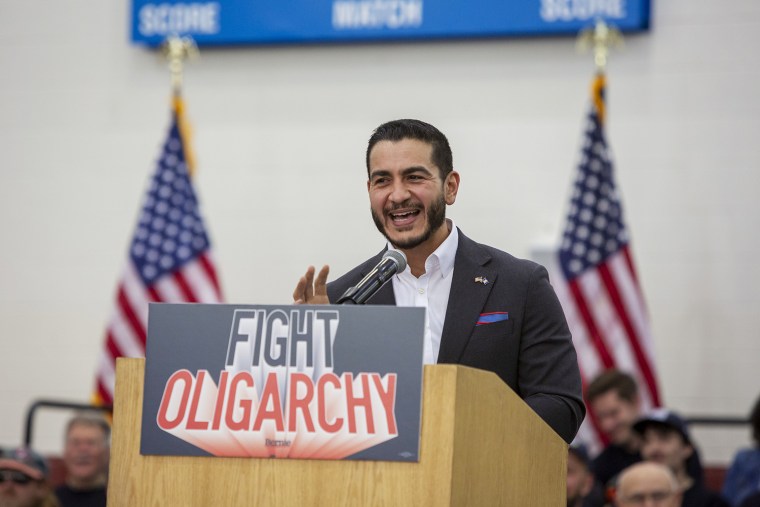 c0cd6678-5e24-4e4a-8153-eeb7dff7e89a AOC Endorses Abdul El-Sayed in Michigan Senate Primary