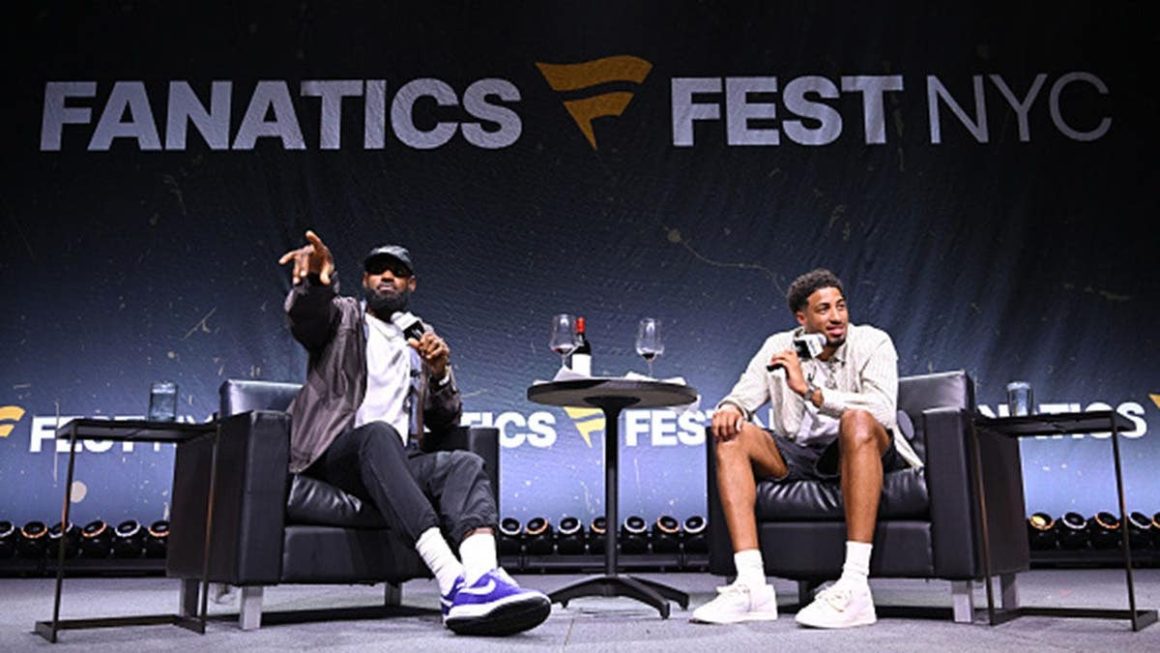 c0edc1b2-225e-41e5-9cd0-ad4555f6df64 LeBron James Keeps Fans Guessing at Fanatics Fest