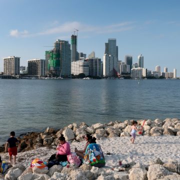 Current Dynamics in the U.S. Housing Market Reveal Strong Buyer’s Markets