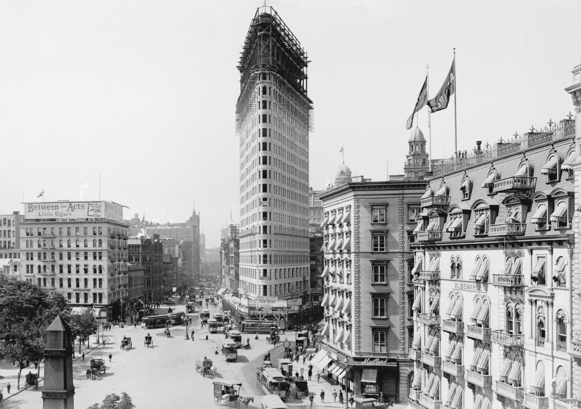 The Flatiron Building: New York City’s Early Iconic Skyscraper