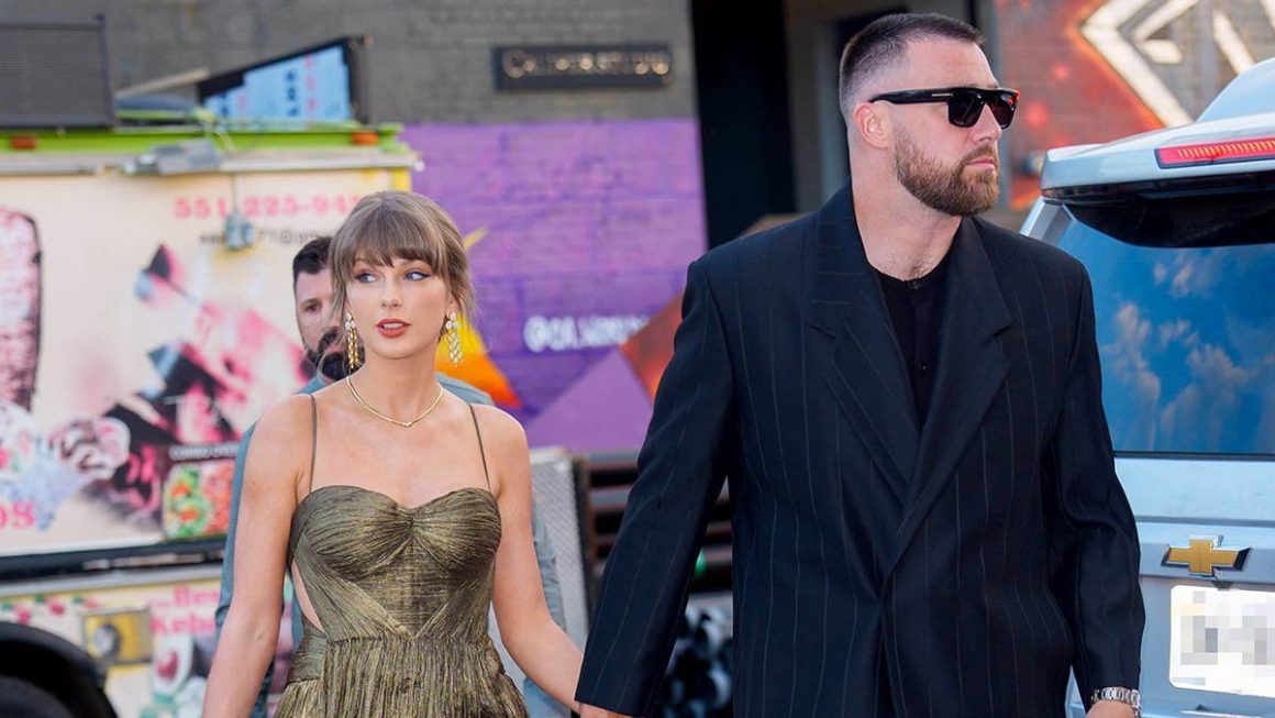 c9b8a721-98d7-4443-824c-cae1d2dcec59 Taylor Swift and Travis Kelce’s Lavish Wedding Sparks Criticism