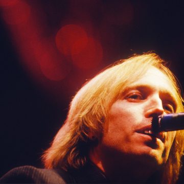 The Anthem of Resilience: Stories Behind Tom Petty’s ‘I Won’t Back Down’
