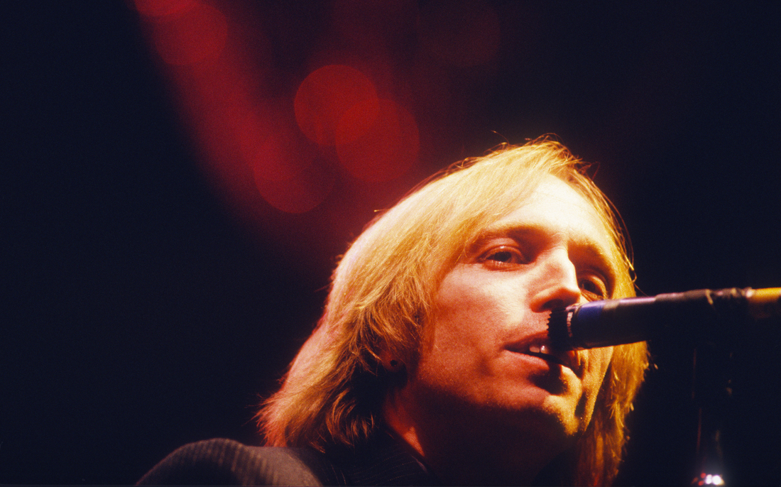 gettyimages-857354522 The Anthem of Resilience: Stories Behind Tom Petty’s ‘I Won’t Back Down’