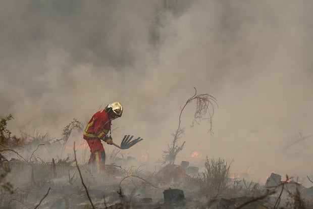 cdb30002-b2ef-4036-b709-5711fb3f2bd4 Europe Grapples With Massive Wildfires
