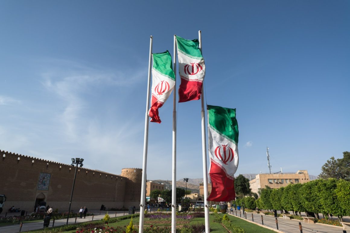 cedd96be-b8ba-4869-8069-f897484cdd0e U.S. Naval Response to Iran Escalates Tension