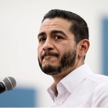 d5aeea2e-1984-4b1a-aaf7-8bf0145116df Far-left Michigan Senate Candidate Faces ‘Champagne Socialism’ Accusations