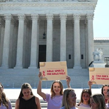 d6da4a3f-851f-4e5d-89a6-ddead25ee245 Congressional Democrats Stay Quiet After Supreme Court Ruling on Transgender Athletes