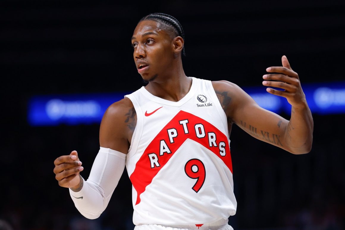 da496990-a787-4b53-85ef-3597cfaef44b Kawhi Leonard’s Return: Impact on the Toronto Raptors