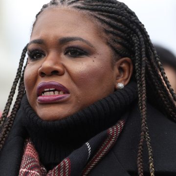 db3f7770-3c2c-45ef-99b4-a11ae3ff790e Cori Bush’s Political Comeback Bid in Missouri