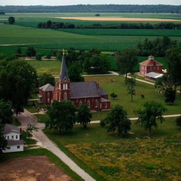 e023ced4-1d12-4212-8ea8-9ef7169c7481 Kaskaskia: A Community’s Resilient Spirit Amid History and Nature’s Challenges